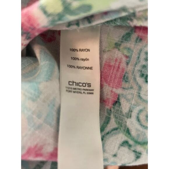 Chico's Size 1 (8 Regular) Women's V-Neck Button Front White Floral - Picture 6 of 6